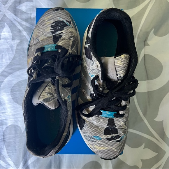 ADIDAS Women’s ZX Flux Sneakers - Picture 2 of 6